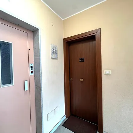 Casa Esemes * 加里